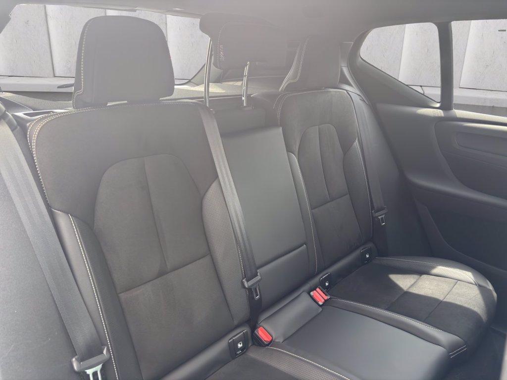 VOLVO XC40 1.5 t3 R-design 163cv auto my21 del 2020