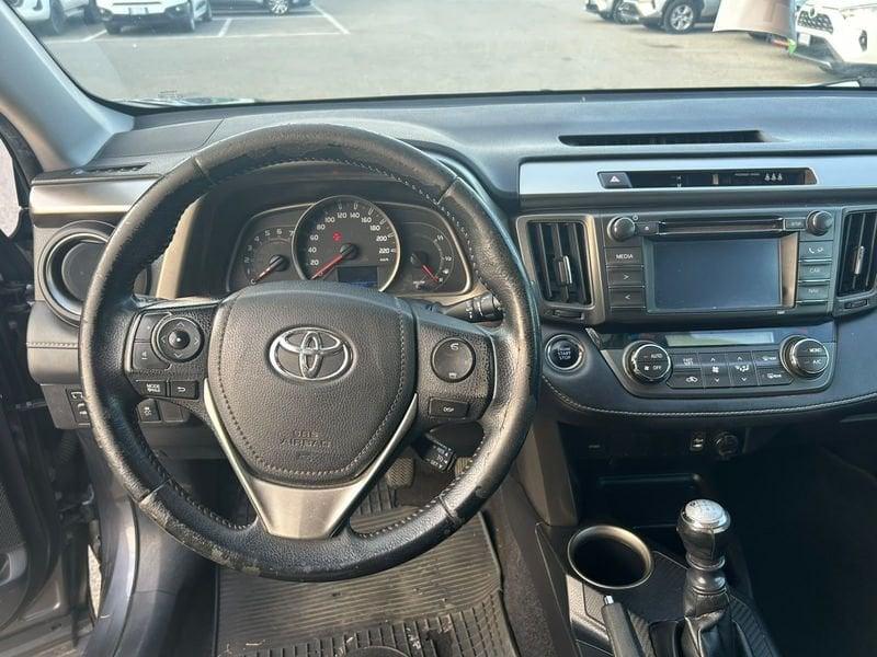 Toyota RAV4 Rav4 2.0 d-4d Lounge 4wd 124cv mt