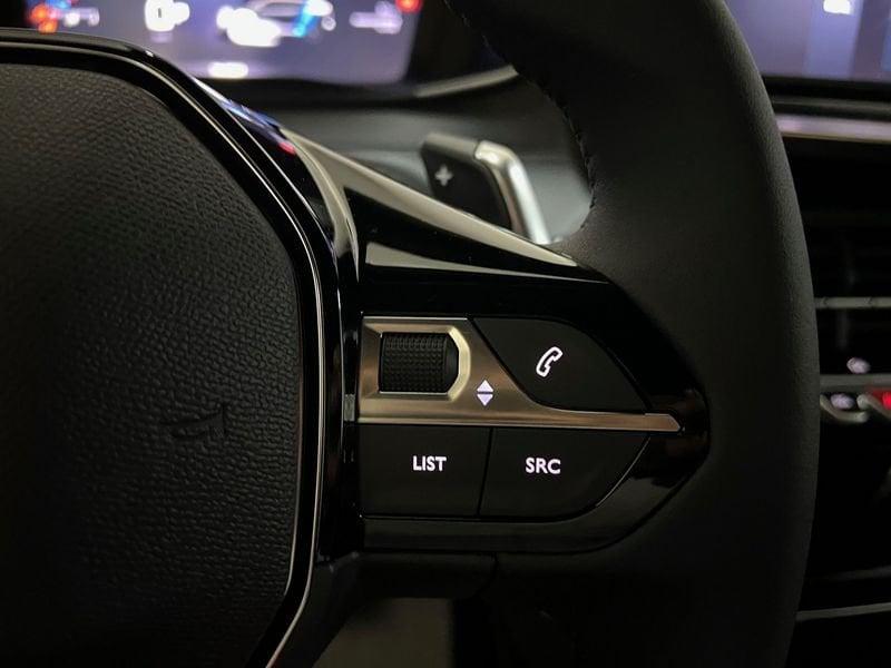 Peugeot 2008 2008 Hybrid 136 e-DCS6 Allure