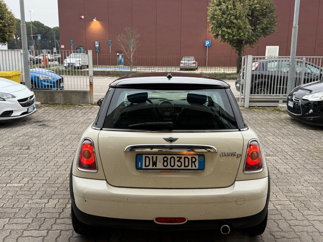 Mini Aut. Tetto apribile 1.6 16V Cooper D Chili