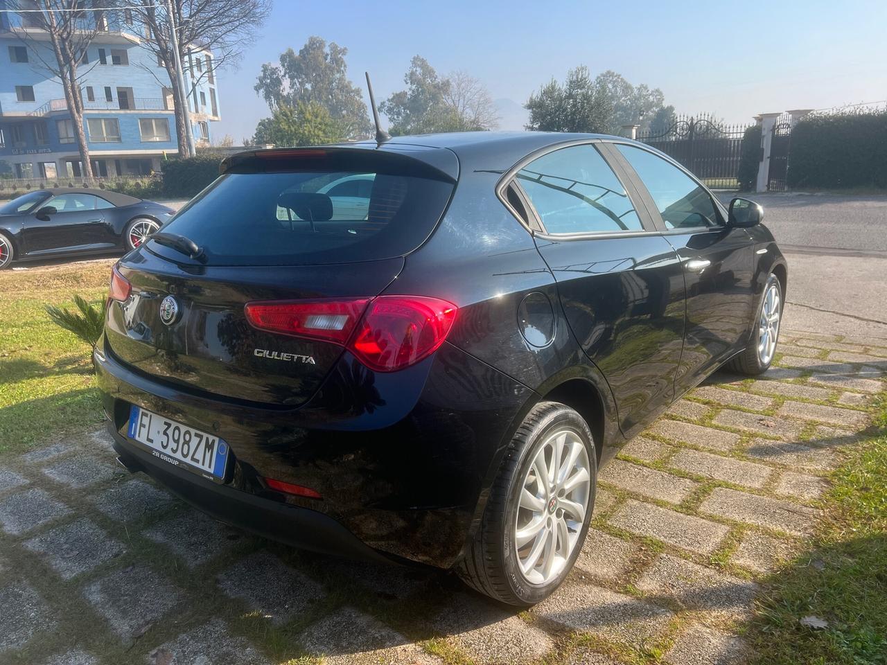 Alfa Giulietta 1.6JTDm 120CV Super-12/2017"UNIPRO"