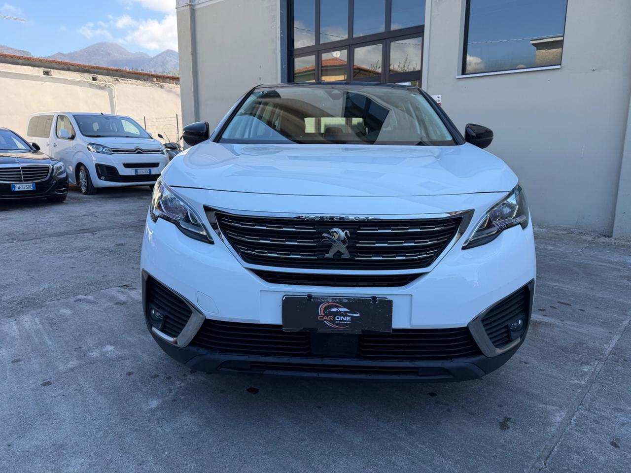 Peugeot 5008 BlueHDi 130 EAT8 Business 7 posti