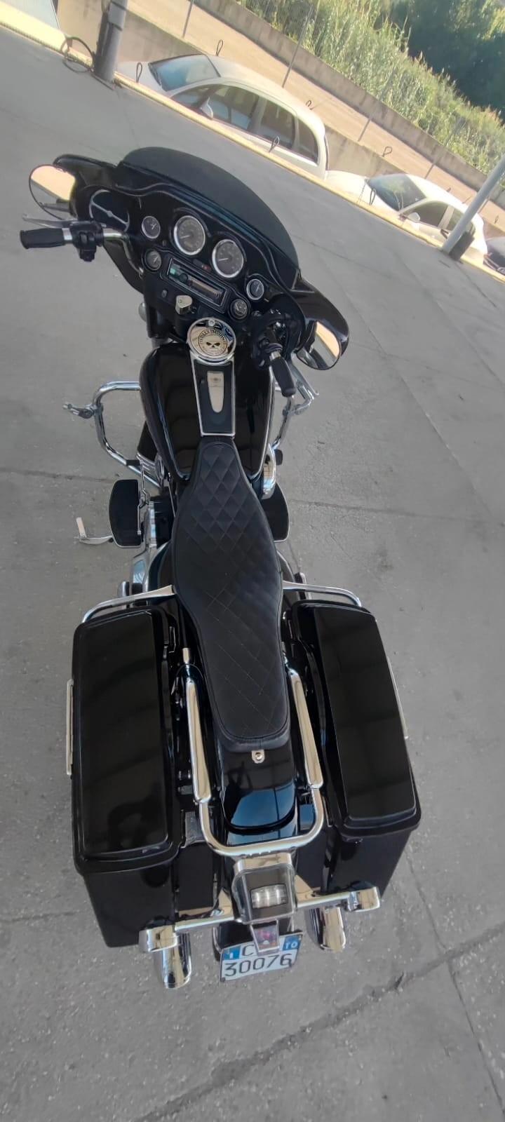 Harley-davidson FLHT 1.6cc benzina(PRIVATO)-2007