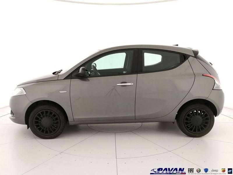 Lancia Ypsilon 1.0 Hybrid 70cv Silver