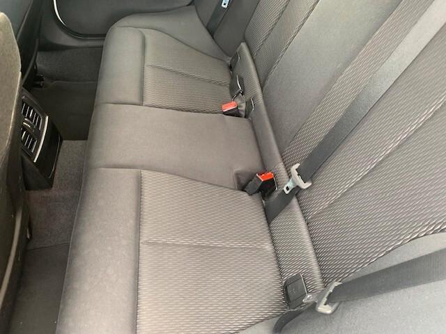 Bmw 118 118d 5p. Urban