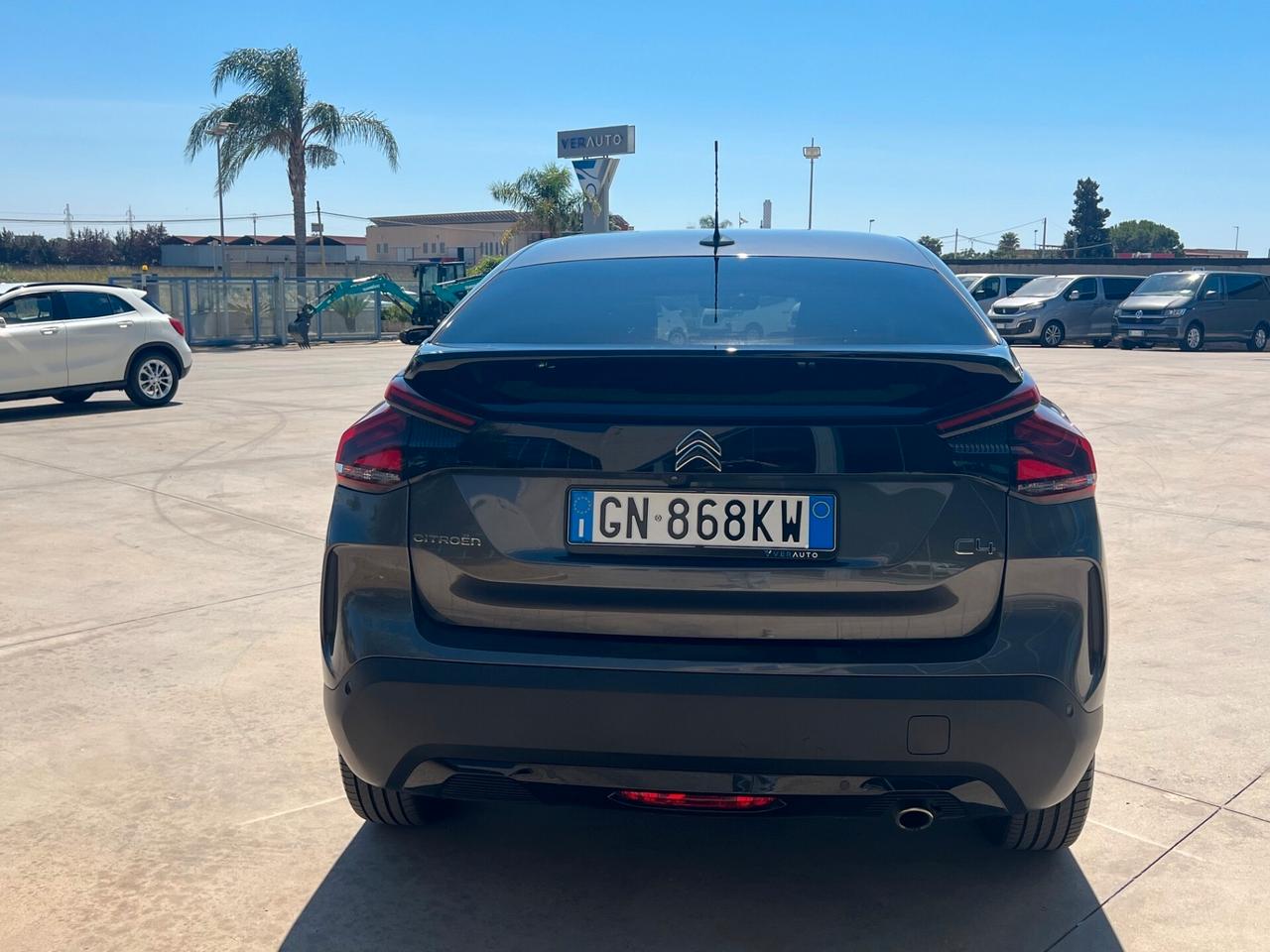 Citroen C4 1.5 131CV bluehdi Shine UNICO PROPRIETARIO - possibilità noleggio no scoring