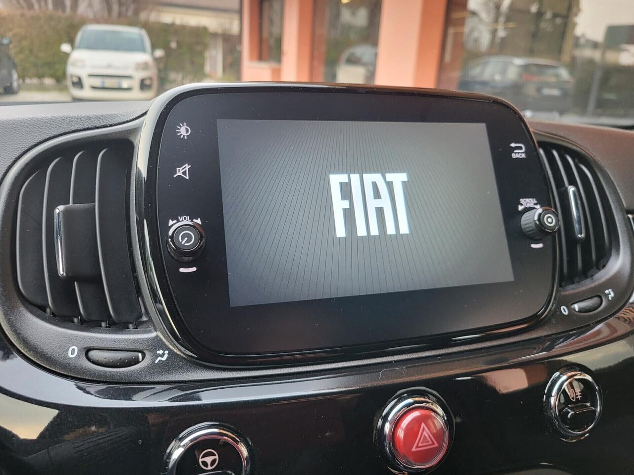 Fiat 500 1.0 Hybrid con solo 12000 km come nuova!