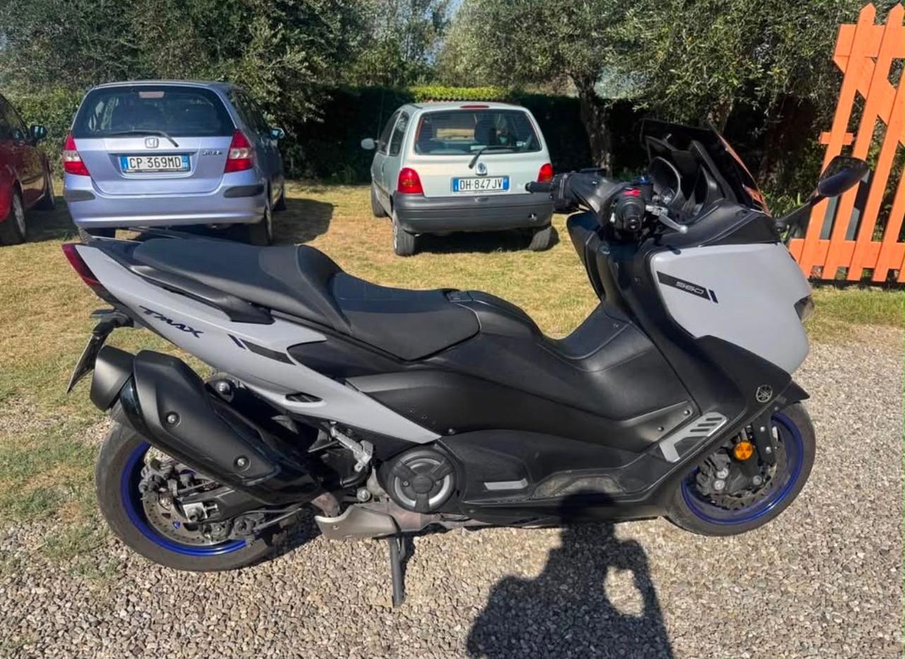 Yamaha T Max 560