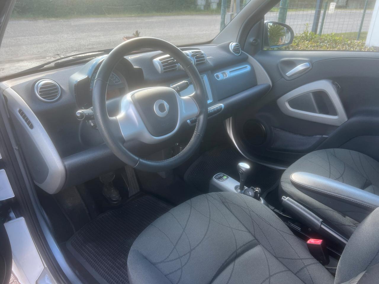 Smart ForTwo 1000 52kW MHD passion-2012