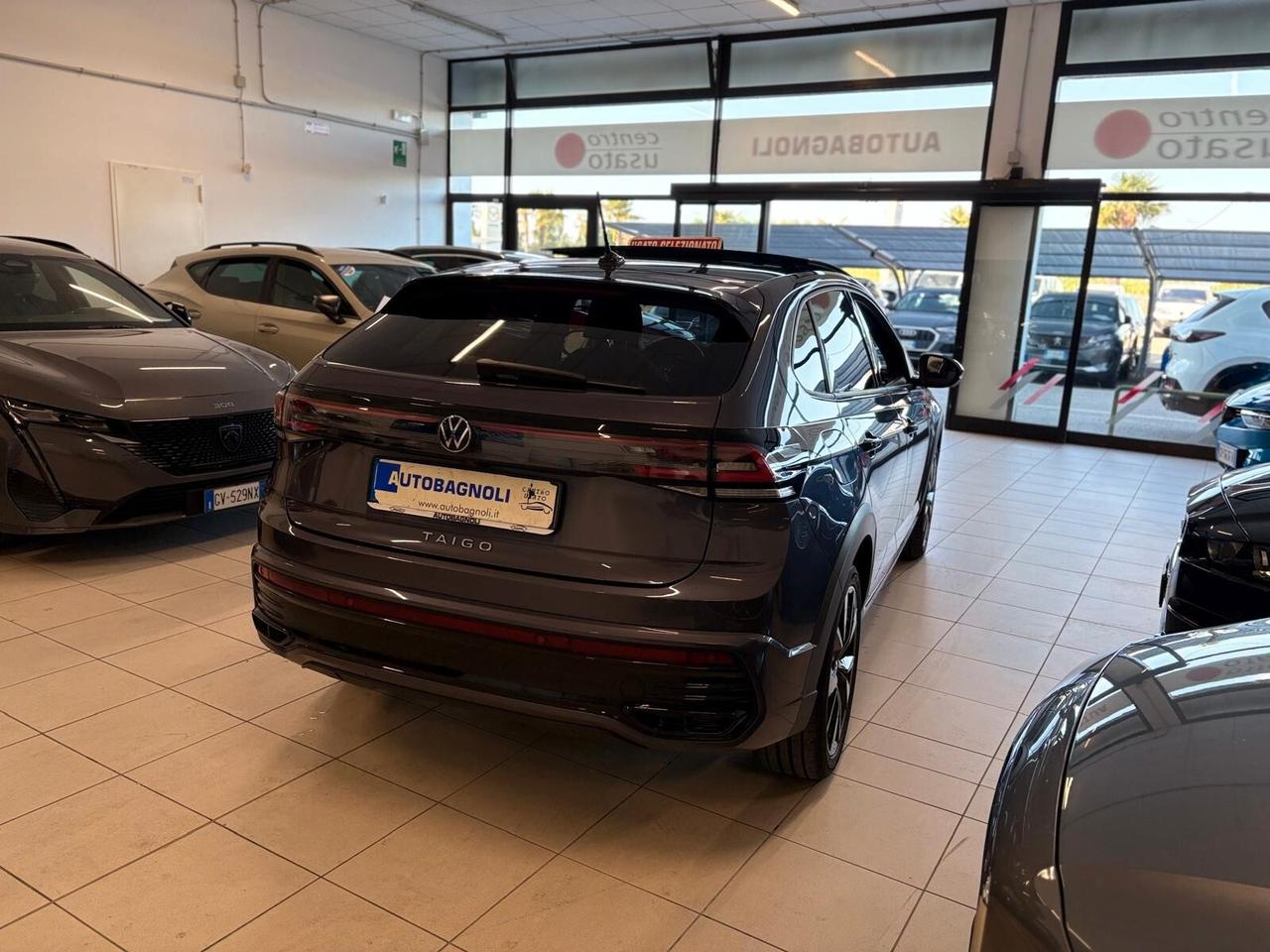 Volkswagen Taigo R-LINE Plus 1.5 TSI ACT DSG UNICO PR.