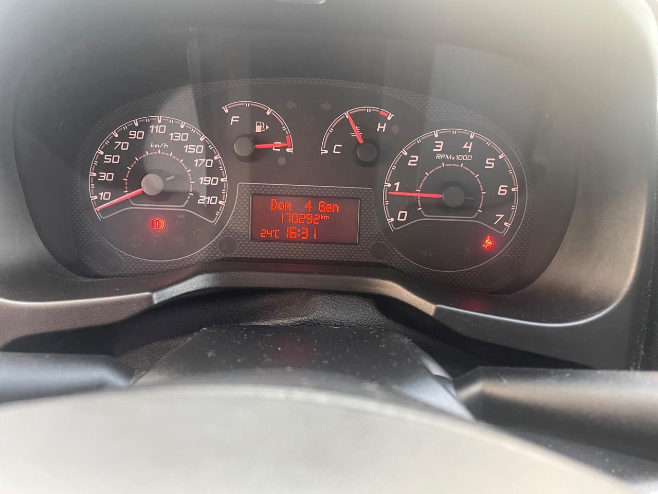 Fiat Fiorino 1.3 MJT 95CV Cargo Adventure