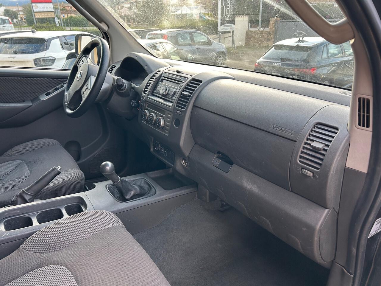 Nissan Navara 2.5 dCi 4 porte Double Cab XE