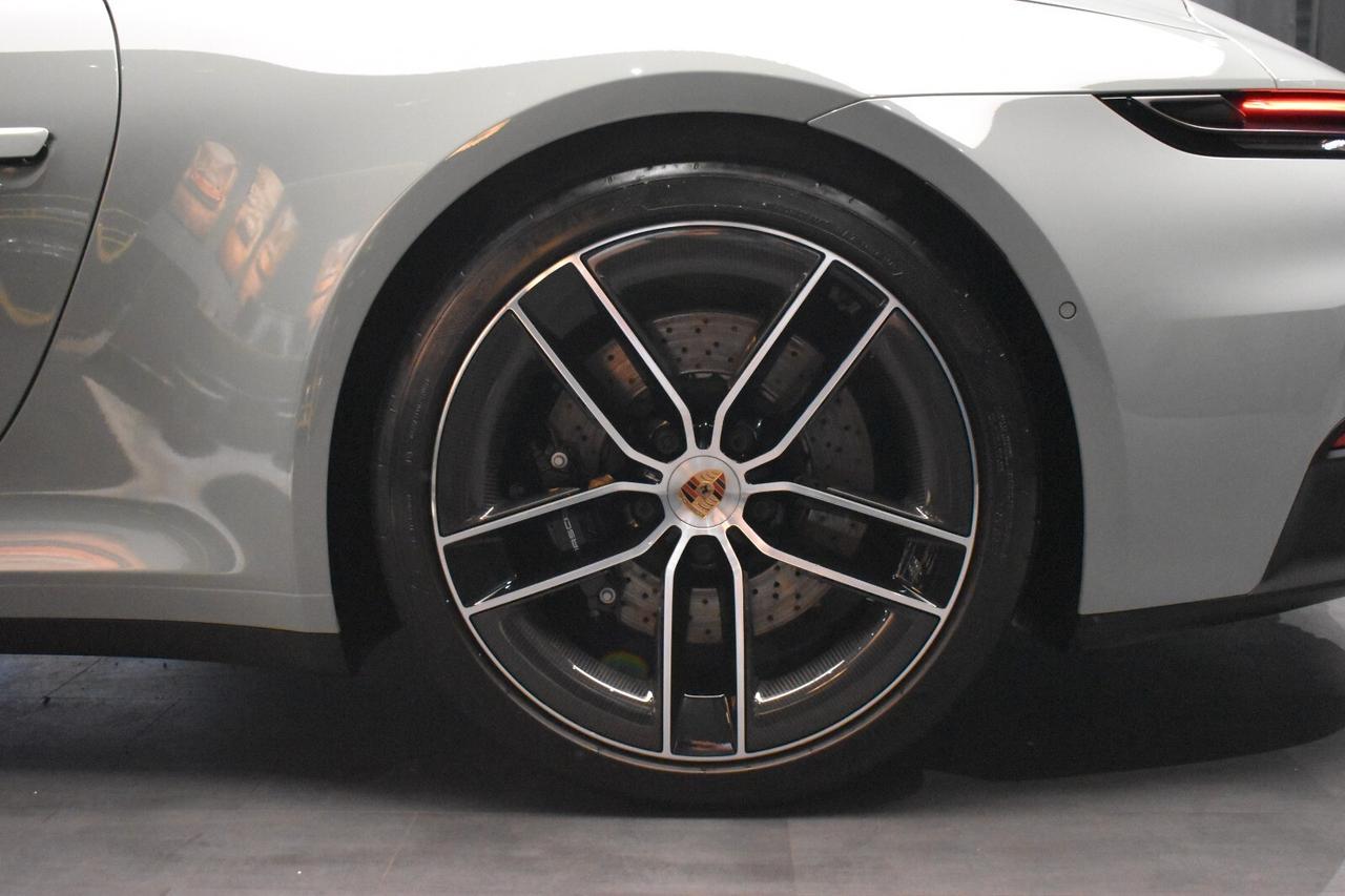 Porsche 911 TARGA 4 GTS(992.2 FACELIFT) CABRIO LEGGI BENE