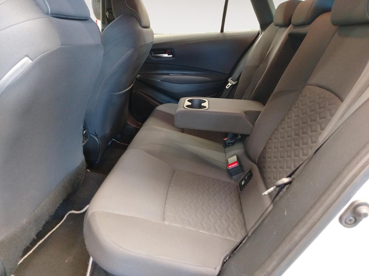 Toyota Corolla Touring Sports 1.8h Business cvt