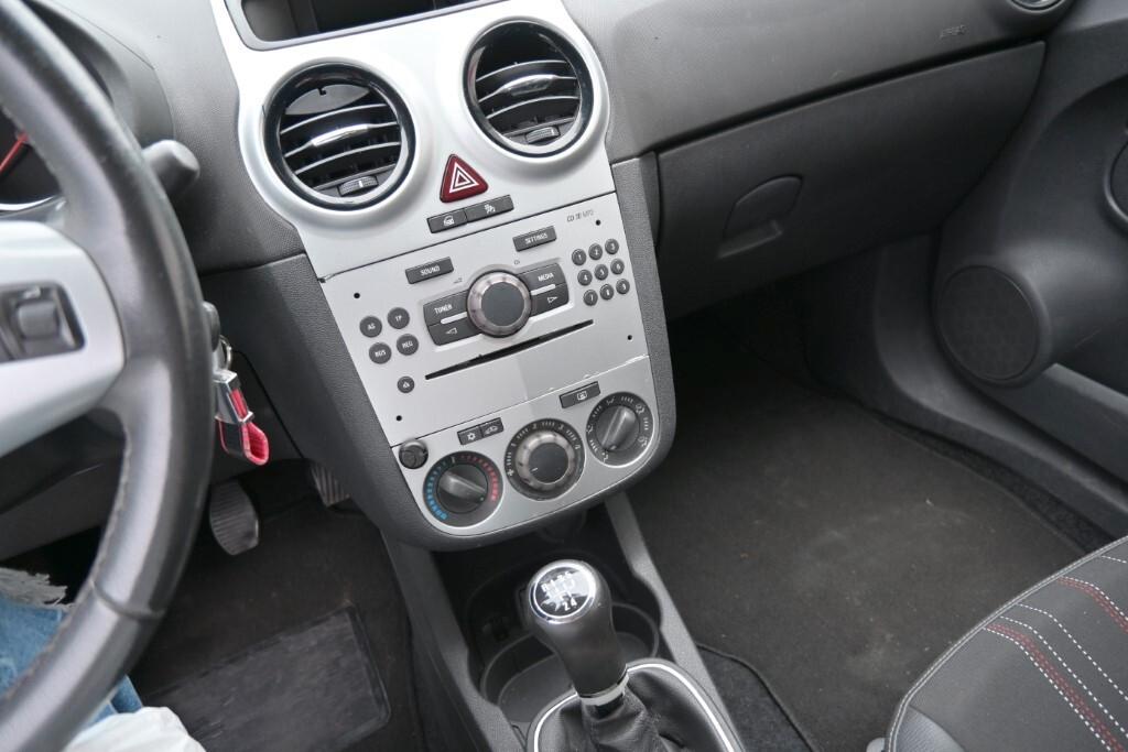 Opel Corsa 1.2 3 porte Edition