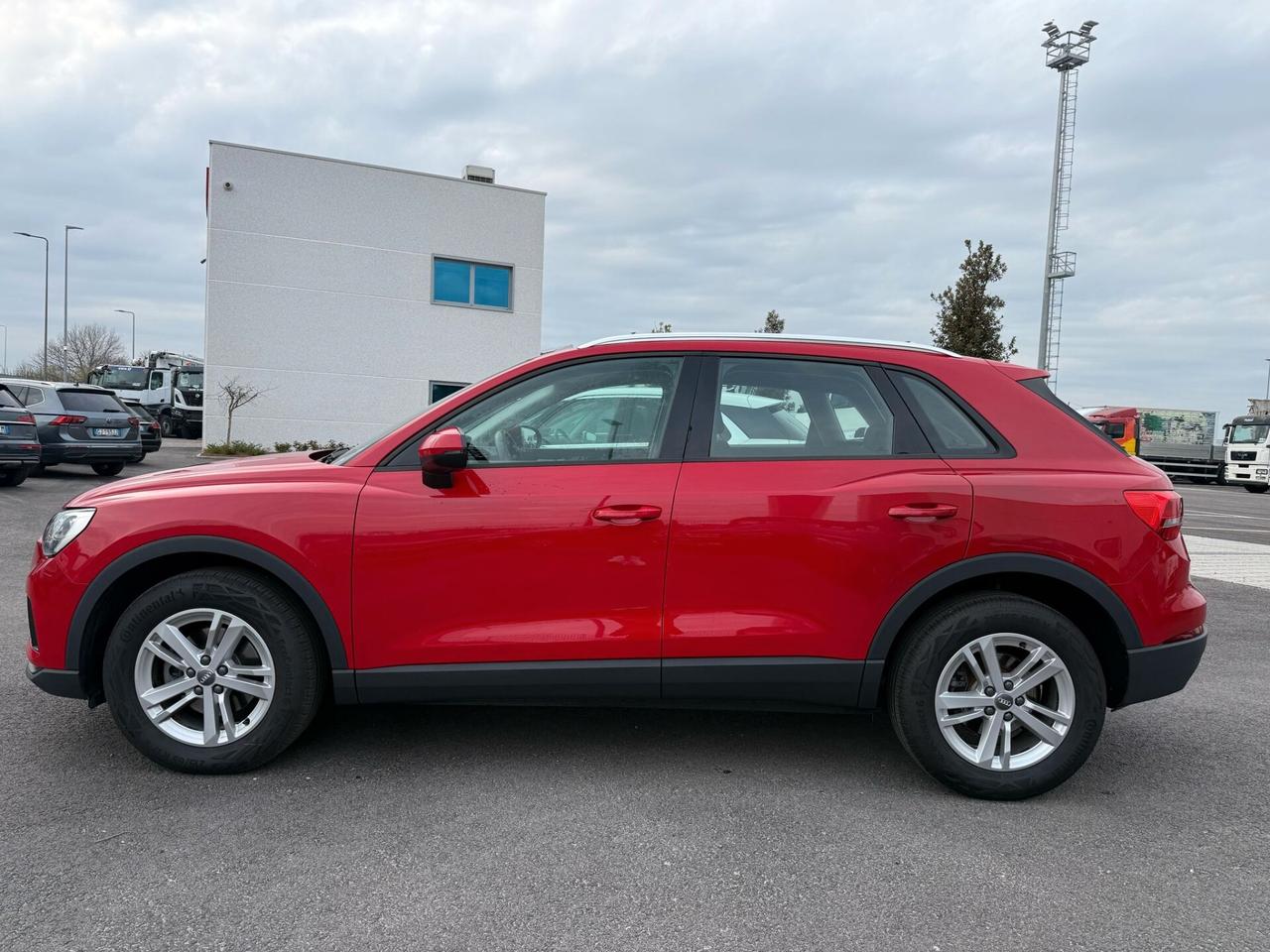 Audi Q3 35 TDI S tronic Business