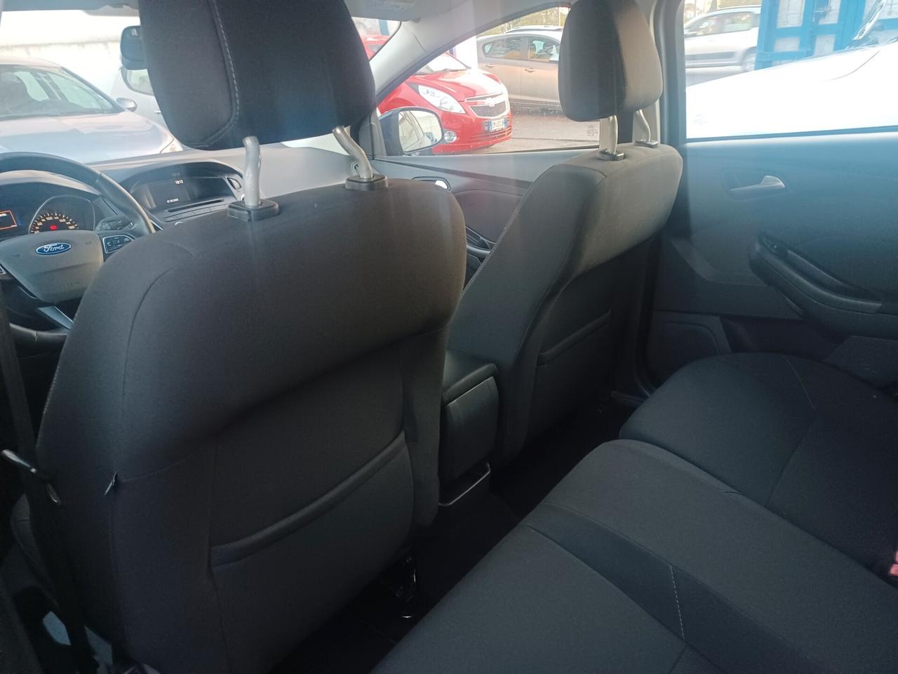 Ford Focus 1.0 100 CV PLUS ANNO 2015 EURO 6