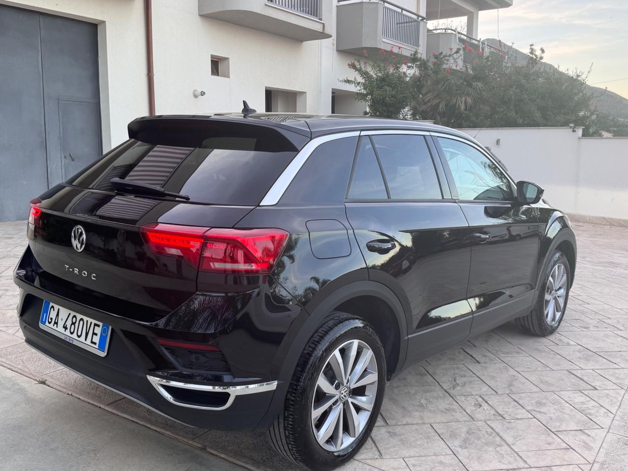 Volkswagen T-Roc 2.0 TDI SCR 150 CV DSG Business BlueMotion Technology