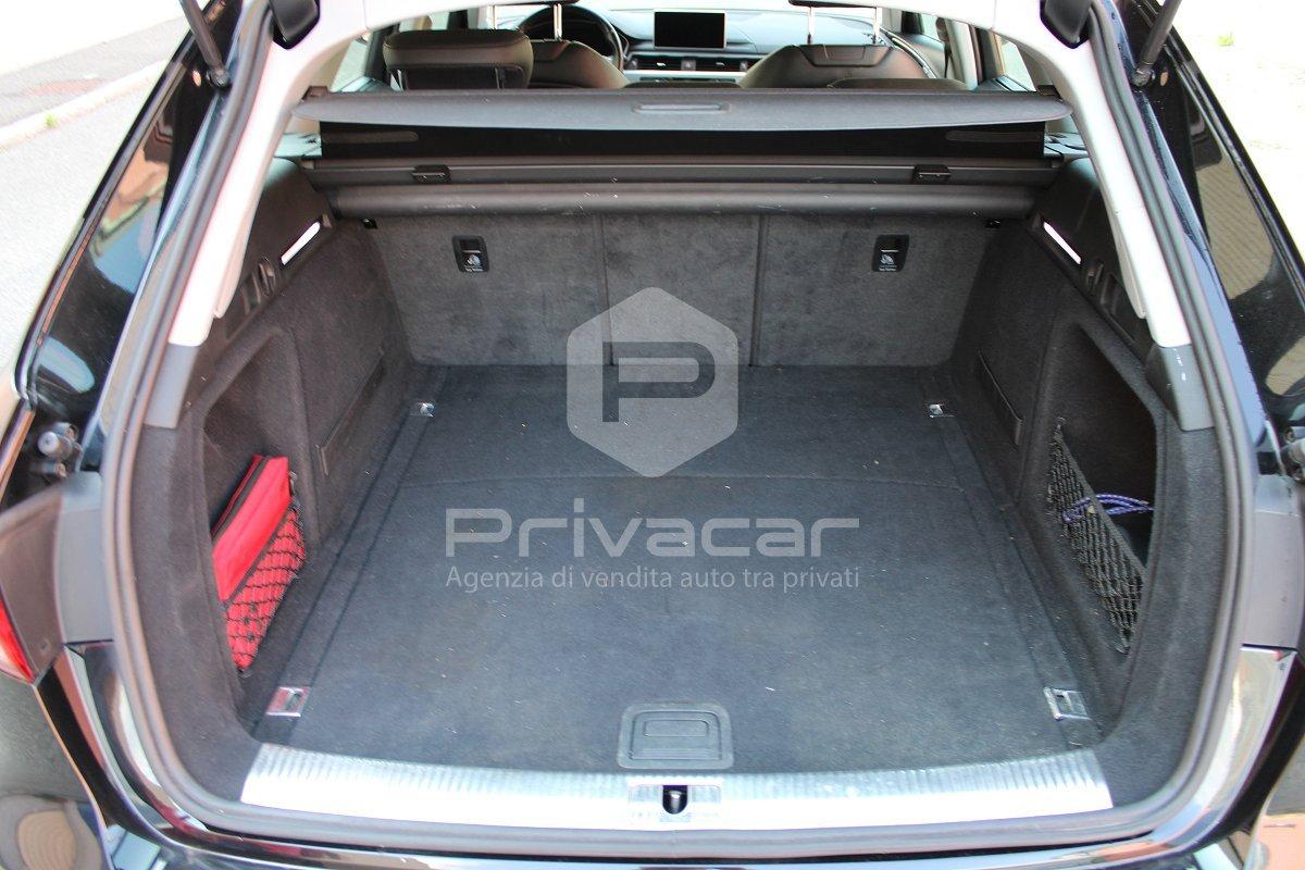 AUDI A4 2.0 TDI 150 CV Sport
