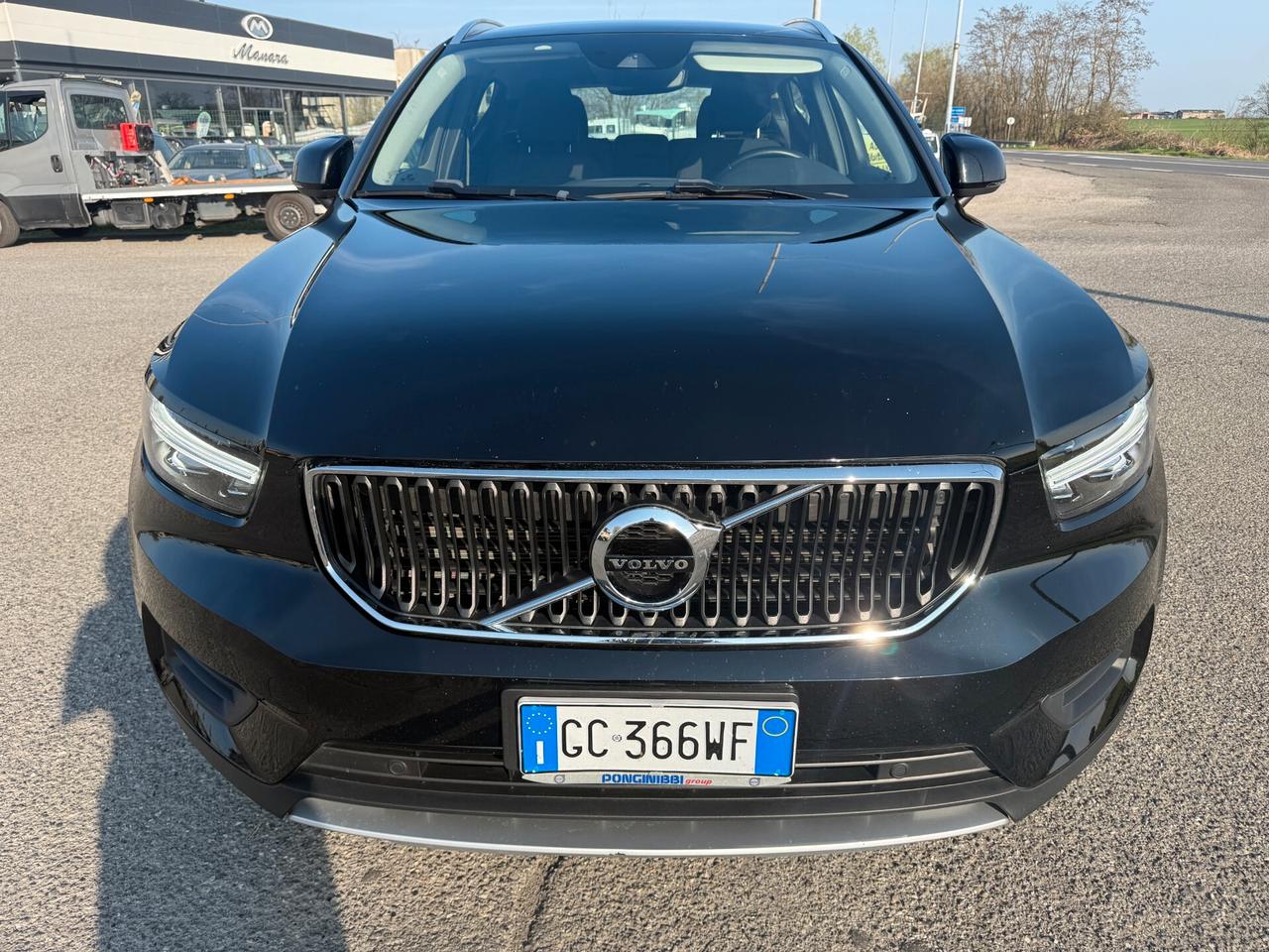 Volvo XC40 T2 Momentum Pro N1 UNICOPROPRIETARIO