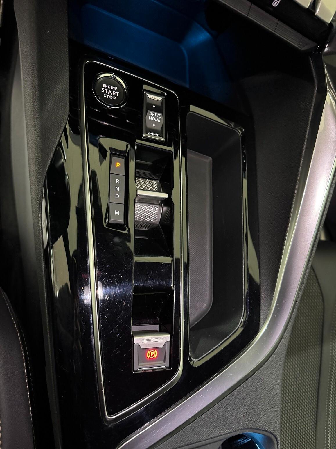 5008 1.5HDi 130cv EAT8 GT 7POSTI SUPER BELLA