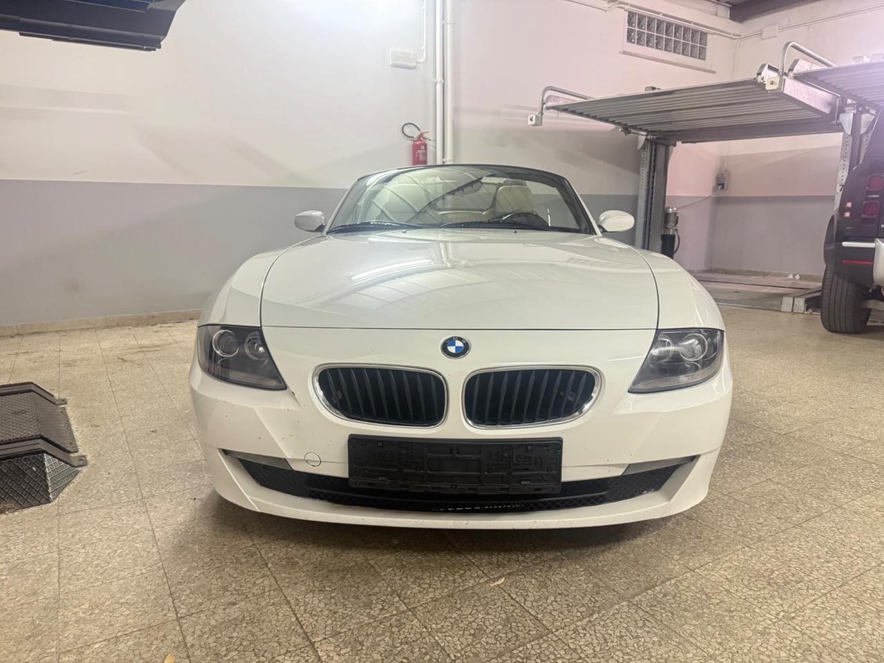 Bmw Z4 2.5-MANUALE-INT CREMA - STOR.TAGL-TOP CONDIZ.