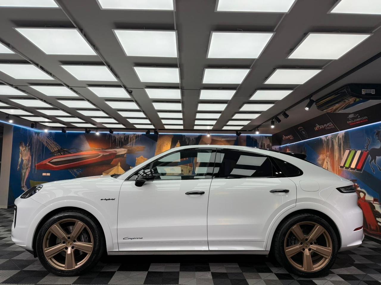 Porsche Cayenne Coupé 3.0 V6 E-Hybrid (333)