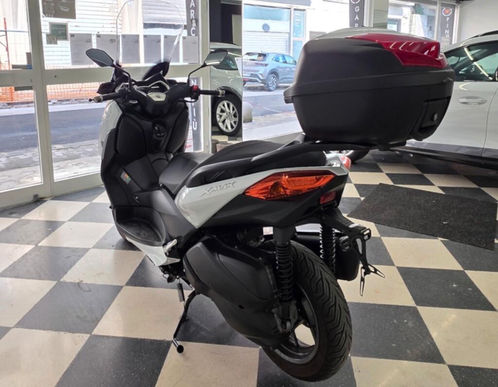 Yamaha X-Max 300 ABS PARI AL NUOVO