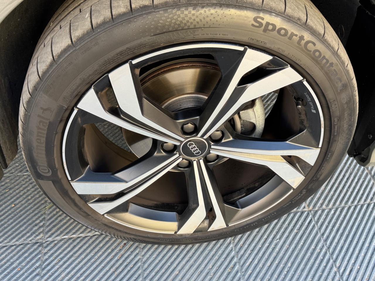 Audi Q3 35 TDI S tronic line edition