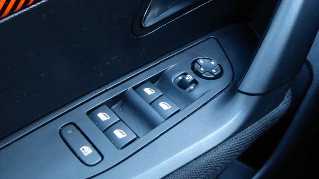 PEUGEOT 2008 PureTech 100 S&S Active GPL