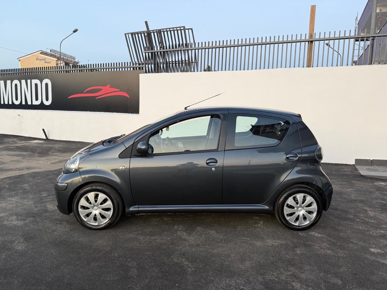 Toyota Aygo 1.0 5 Porte Cambio Automatico