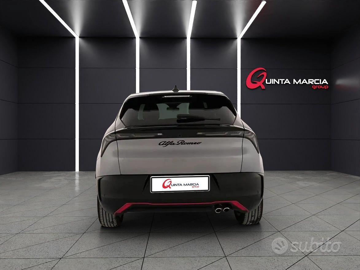 Alfa Romeo Junior 1.2 145 cv HYBRID eDCT