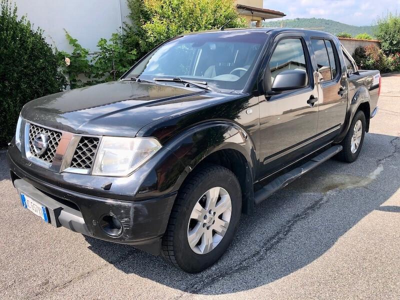 Nissan Navara 2.5 dCi 4 porte 174cv 4X4 RIDOTTE