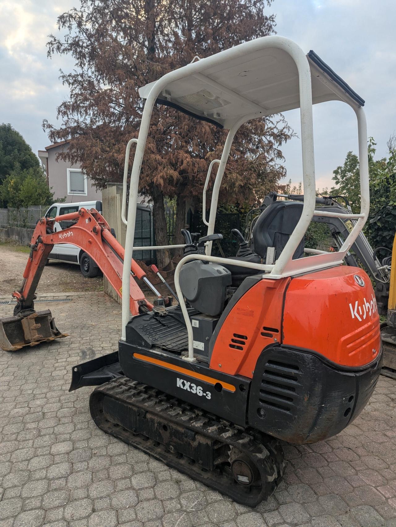 Kubota kx36-3