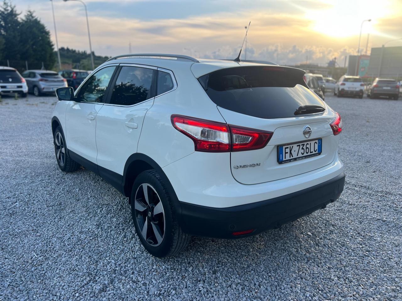 Nissan Qashqai 1.5 dCi N-Connecta