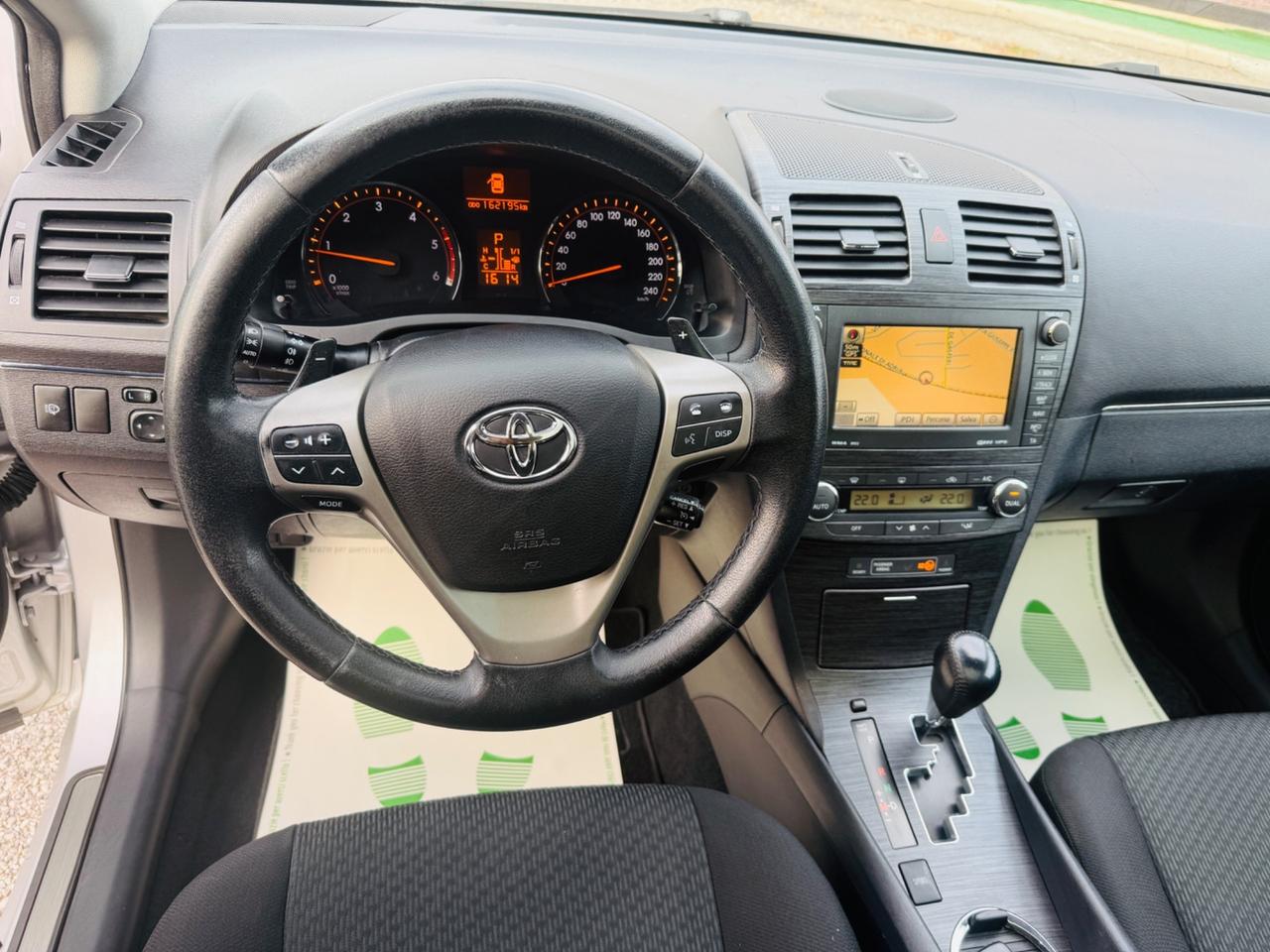 Toyota Avensis 2.2 D-Cat aut. Wagon Executive E5A