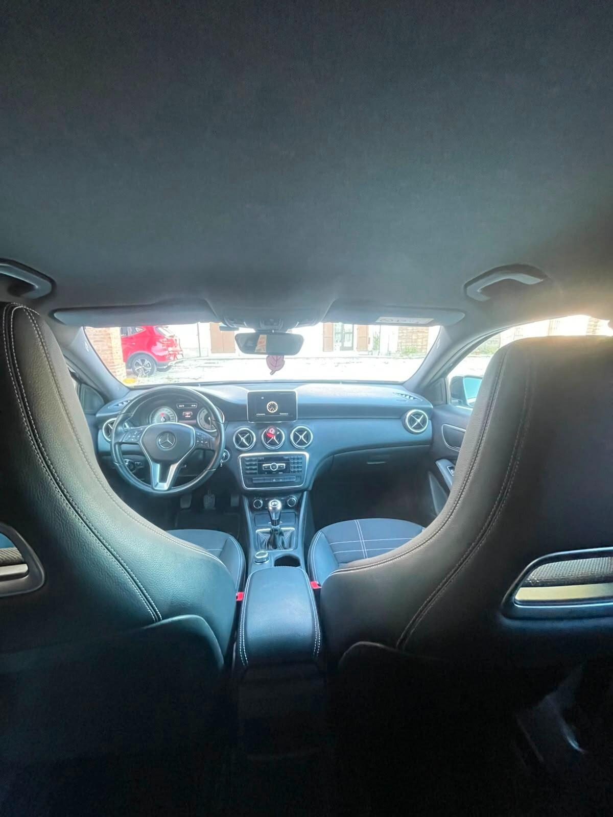 Mercedes-benz A 160 CDI Premium Dark Night Edition