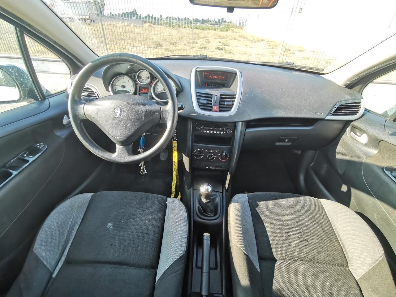 Peugeot 207 1.4 HDi 70CV 5p. ONE Line NEOPATENTATI