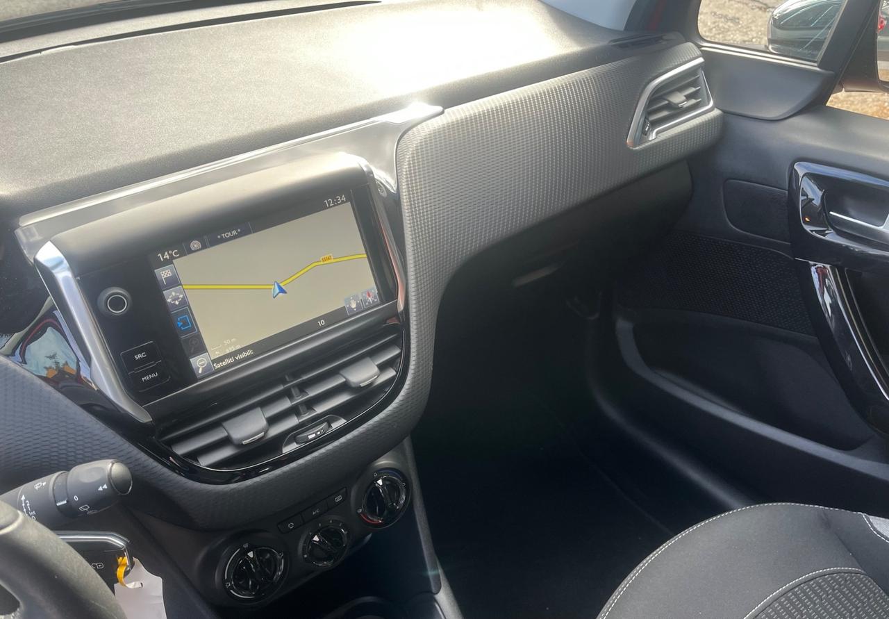 Peugeot 208 PureTech 82 5 porte Style-Km 85500-