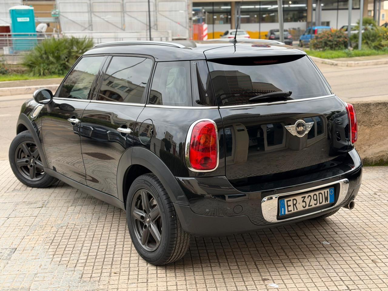 Mini Cooper D Countryman 1.6 One 90cv