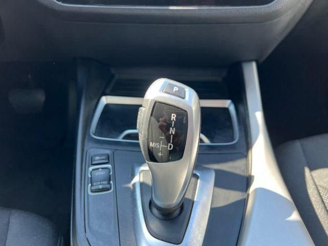 BMW 118 i 5p. Urban