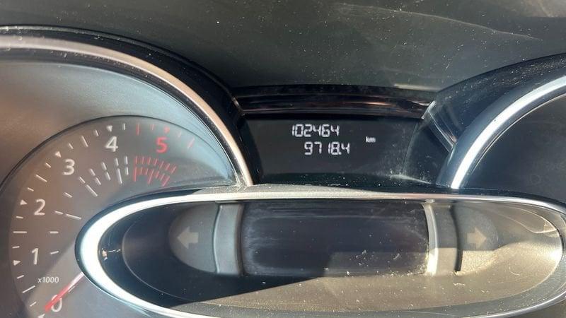 Renault Clio Sporter 1.5 dCi 75cv Moschino Zen Sporter 1.5 dCi 75cv Moschino Life