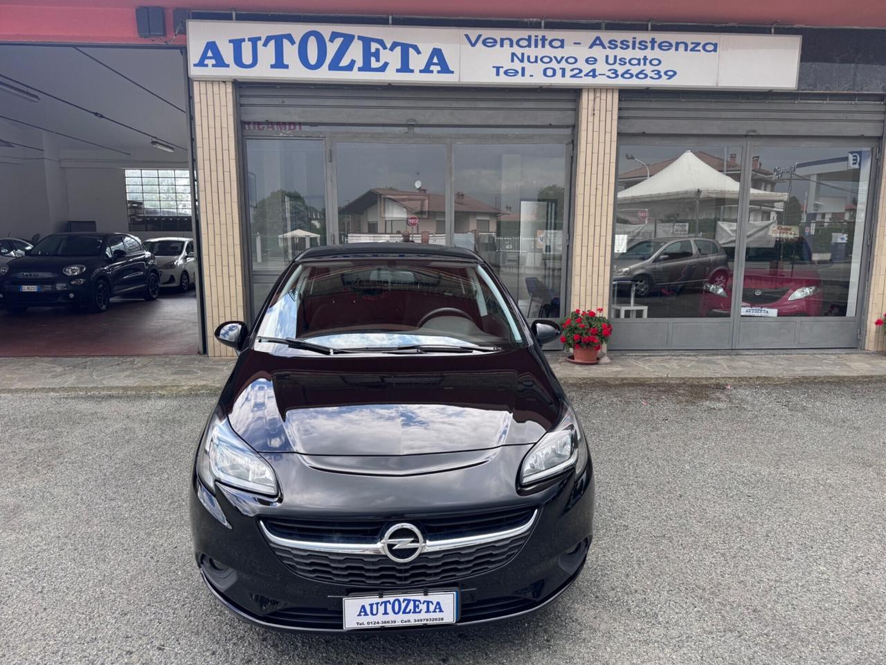 Opel Corsa 1.2 5 porte Black Edition