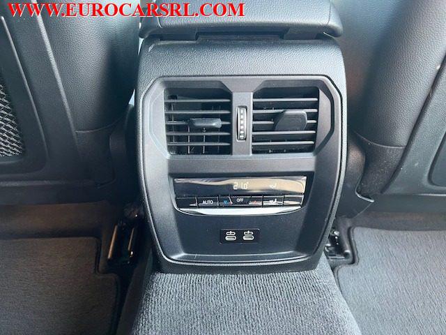 BMW 318 d 48V Touring Sport + Gancio Traino