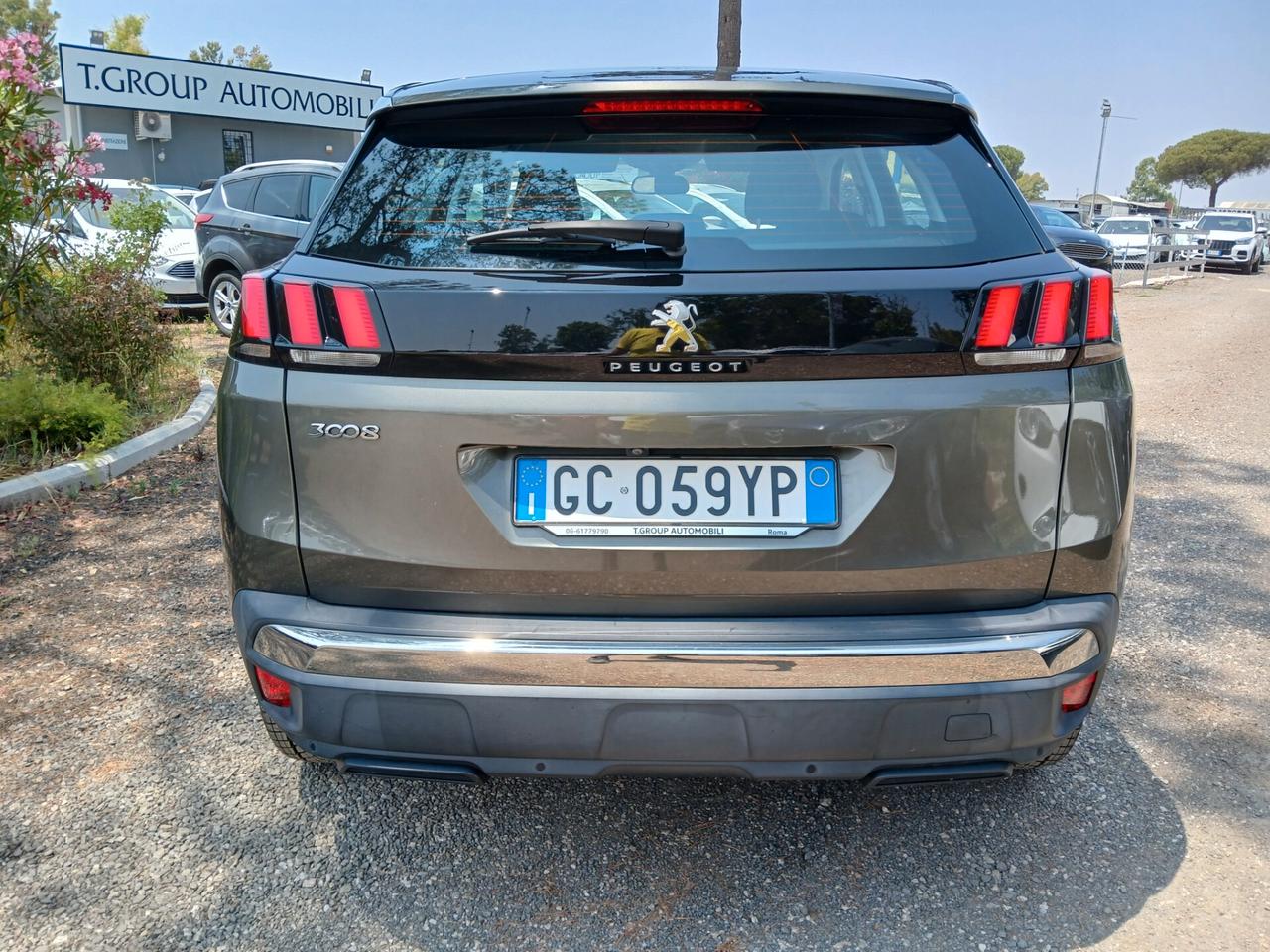 Peugeot 3008 BlueHDi 130 S&S EAT8 Business