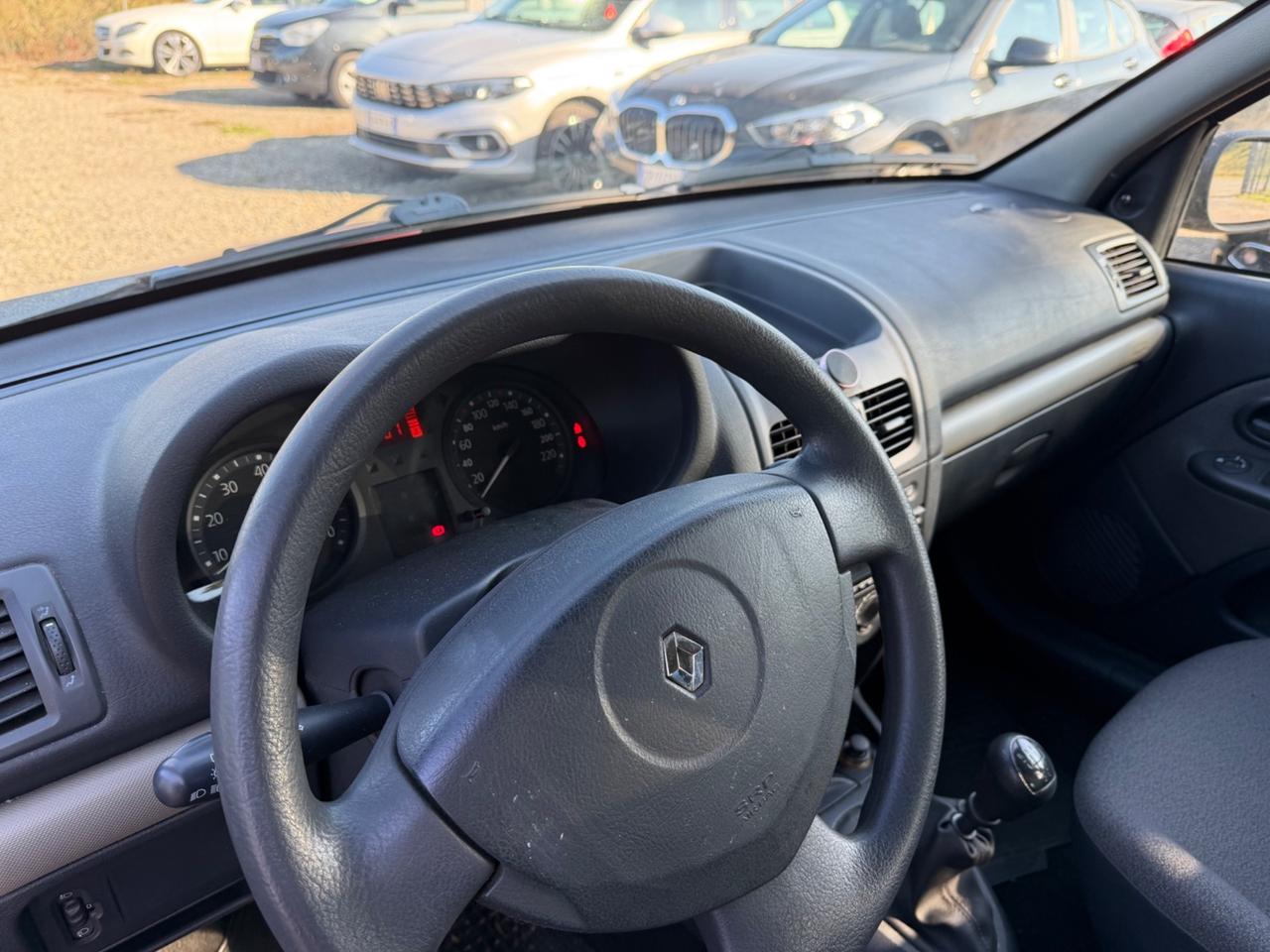 Renault Clio 1.2 16V cat 5 porte Confort Dynamique