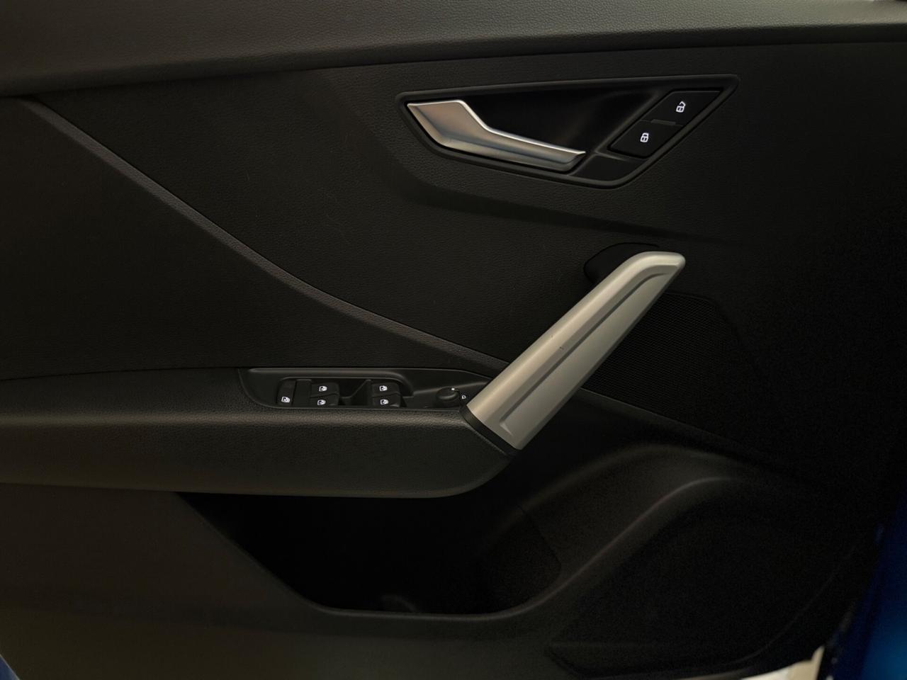 Audi Q2 30 TDI Business Design