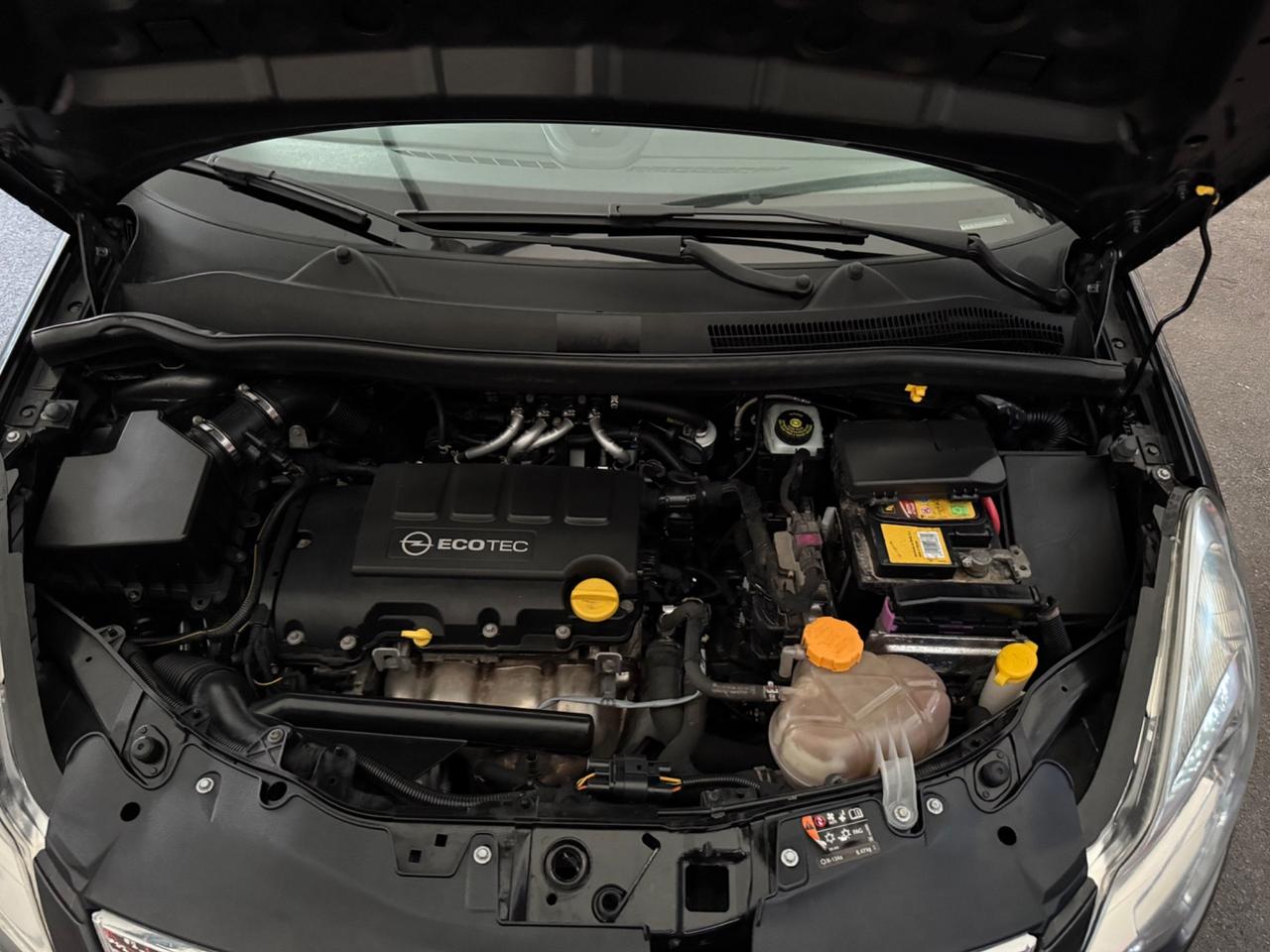 Opel Corsa 1.2 85CV 3 porte GPL-TECH Elective