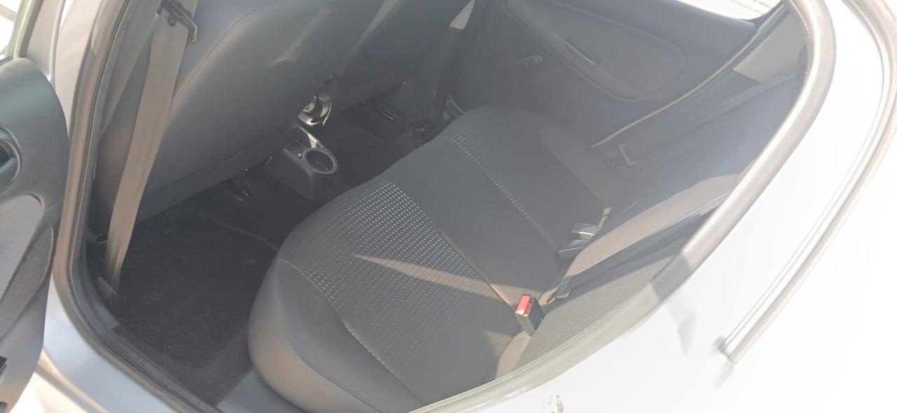 Peugeot 206 1.1 5p. Trendy - 2011 40.000km