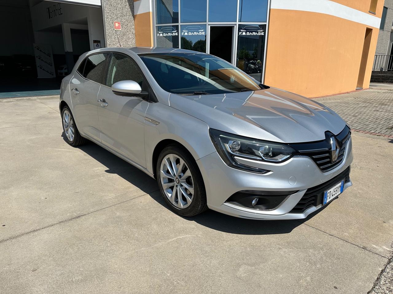 Renault Megane Mégane dCi 8V 110 CV EDC Energy Intens